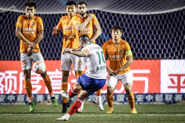 官方：阿莫林正式接任曼联 代理主帅鲁德已经离队