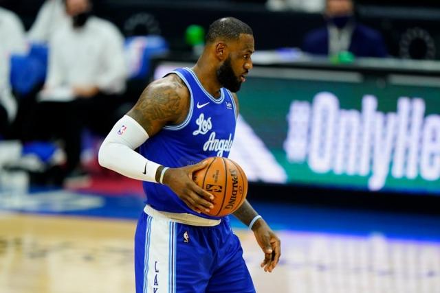 曼联又挖到宝！22岁天才新星踢爆曼城 合同只剩半年