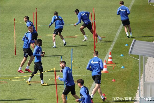 科隆天才门将即将加盟拜仁 签约至2030年