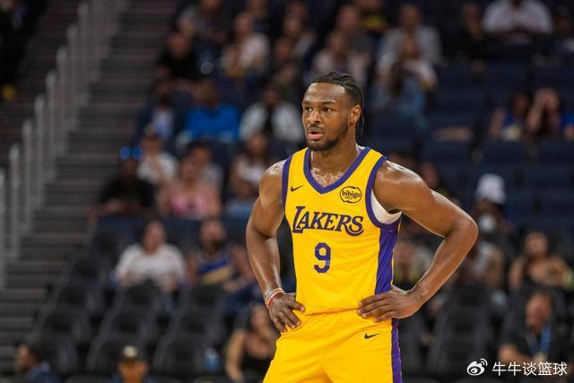 陈盈骏17+10崔永熙17分 广州再胜青岛晋级八强